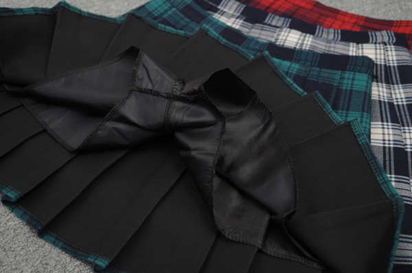 Μοντέρνα γυναικεία μικρή φούστα σε τρία χρώματα