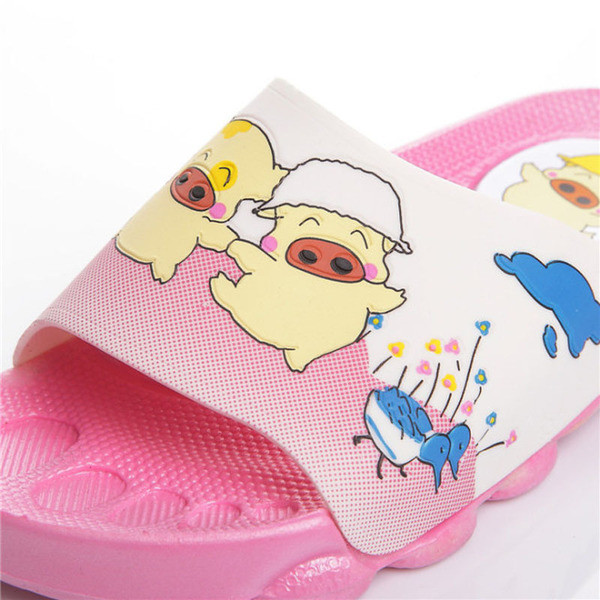 Παιδικες παντόφλες για κορίτσια και αγόρια με ενδιαφέρουσα εφαρμογή