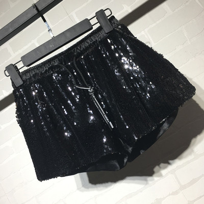Pantaloni scurți moderni de dama cu cravate si paiete in doua culori