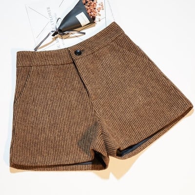 Pantaloni scurti de dama toamna-primavara in trei culori
