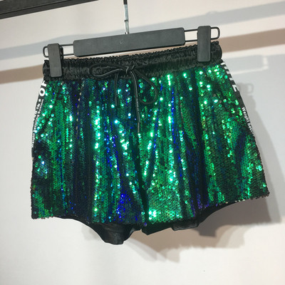 Pantaloni scurți moderni de dama cu paiete colorate in mai multe culori