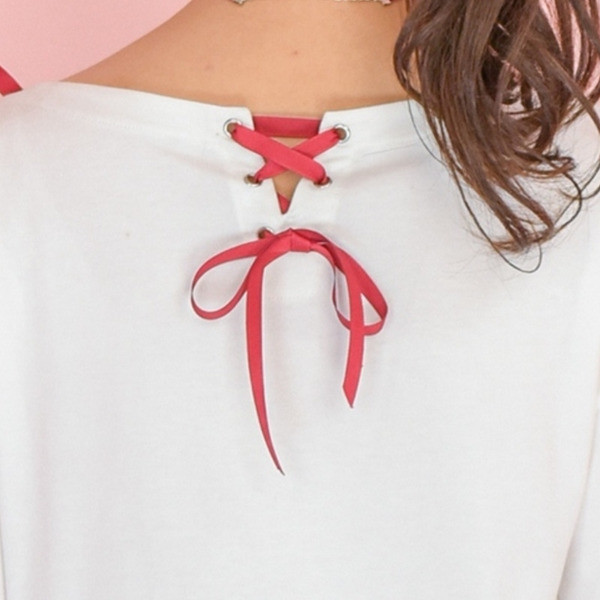 Γυναικείο T-shirt με floral print και κορδέλες