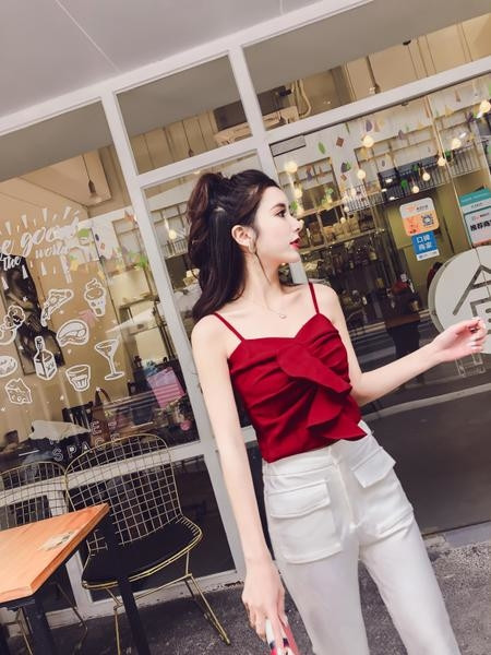 Maiou elegant pentru femei, subțire, în roșu