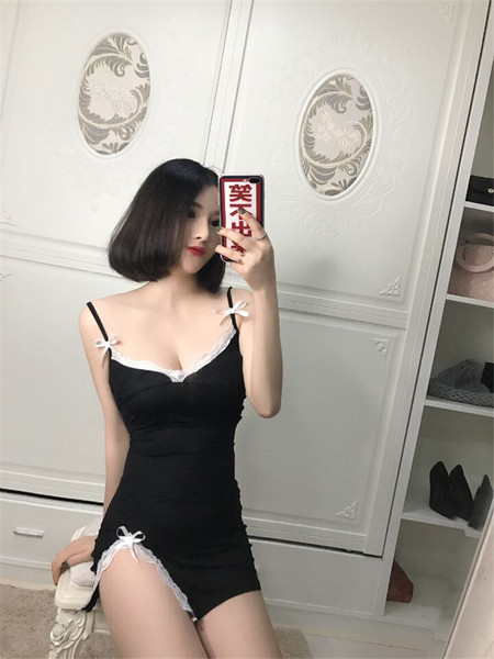 Rochie de dama cu bretele subtiri, panglica si fanta in negru