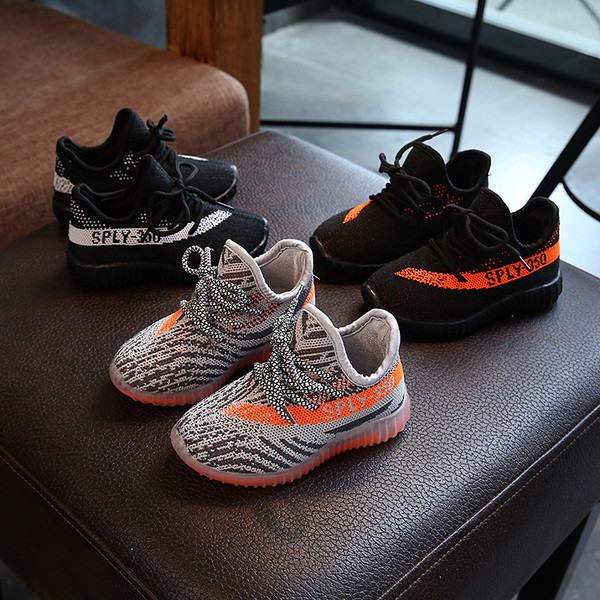 Pantofi sport respirabili pentru baieti cu sireturi