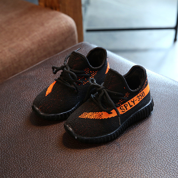 Pantofi sport respirabili pentru baieti cu sireturi