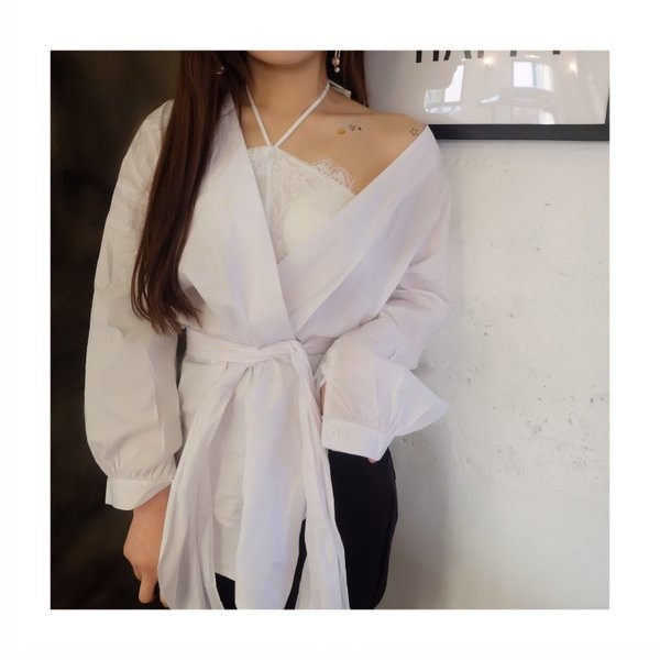 Bustiera de dama eleganta din dantela in alb si negru