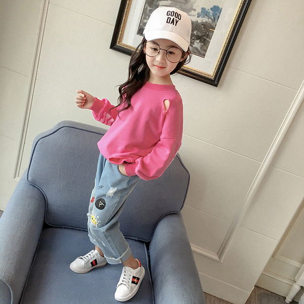 Blugi pentru copii interesanți cu aplicații