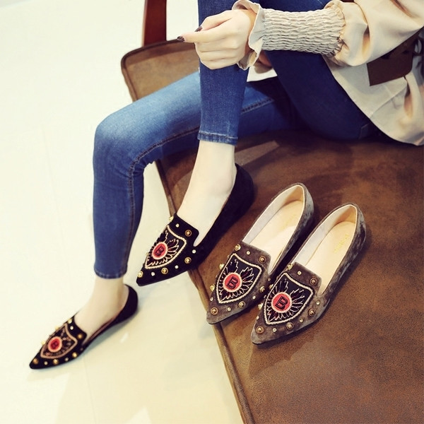 Mocasini de dama cu body colorati si decor metalic