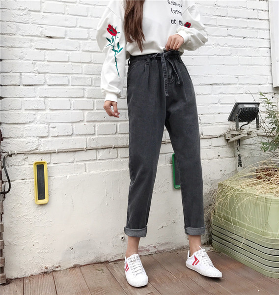 Дамски дънки с висока талия с колан и с джобове в два цвята