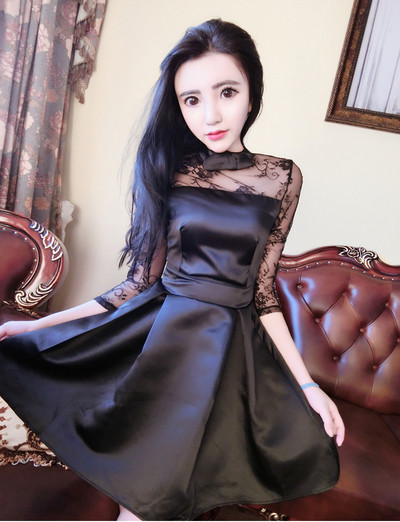 Rochie elegantă de damă, cu dantelă la spate și mâneci în alb și negru