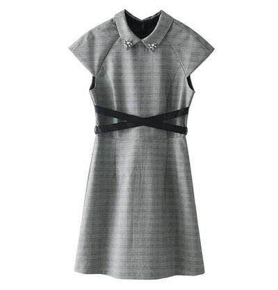 Rochie eleganta de dama in model decupat cu guler si curea