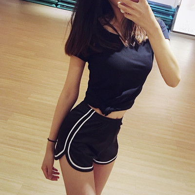 Pantaloni scurti sport de dama cu talie inalta