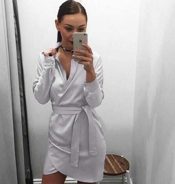 Rochie eleganta tip rochie lunga cu curea de culoare gri