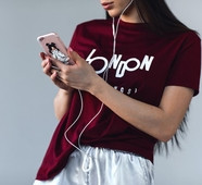 Tricou casual de dama in model larg in negru cu inscriptie