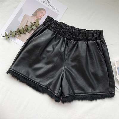 Pantaloni scurti de dama din imitatie de piele cu puf in trei culori