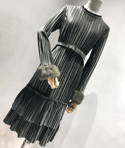 Rochie de dama plisata cu maneci lungi si puf