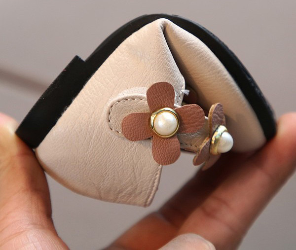 Sandale pentru copii elegante pentru fete cu motiv floral in doua culori