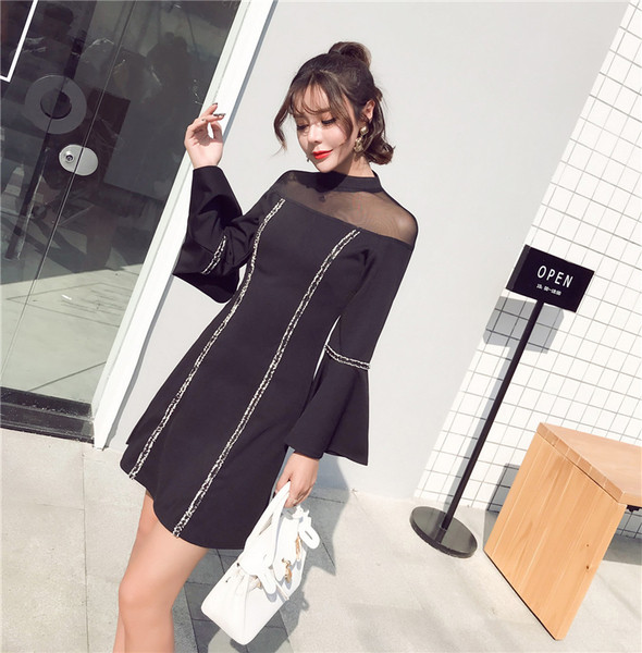 Елегантна дамска рокля в свободен стил с широки ръкави в черен цвят