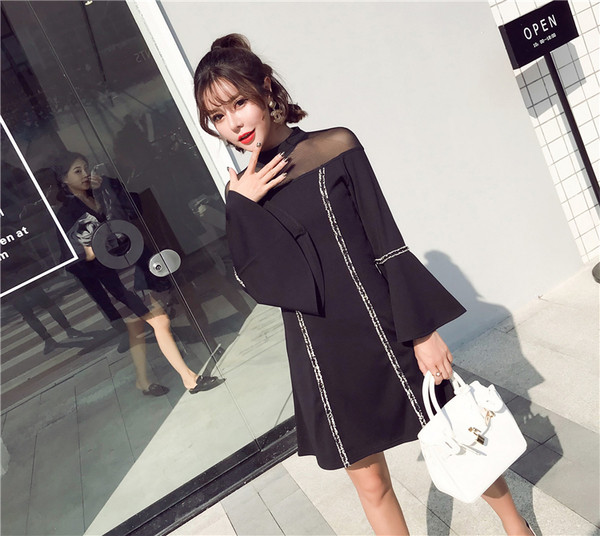 Елегантна дамска рокля в свободен стил с широки ръкави в черен цвят