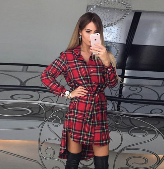 Модерна дамска карирана рокля с асиметрична дължина в три цвята