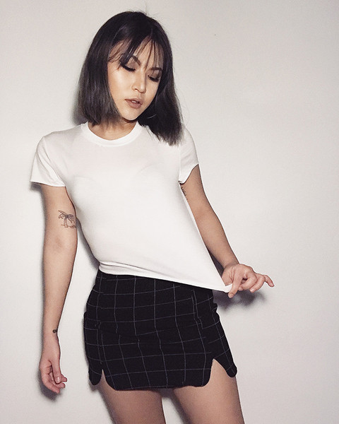 Небрежна дамска карирана пола с висока талия