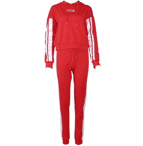 Модерен спротен дамски екип от две части в два цвята