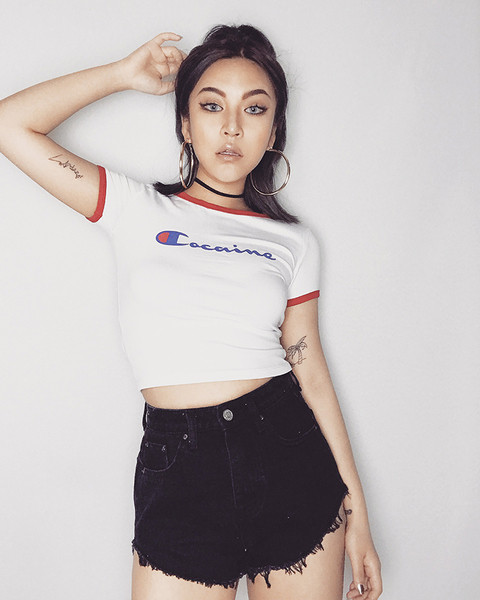 Bluză casual de damă cu mâneci scurte cu inscripție