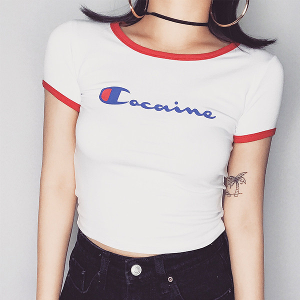 Bluză casual de damă cu mâneci scurte cu inscripție