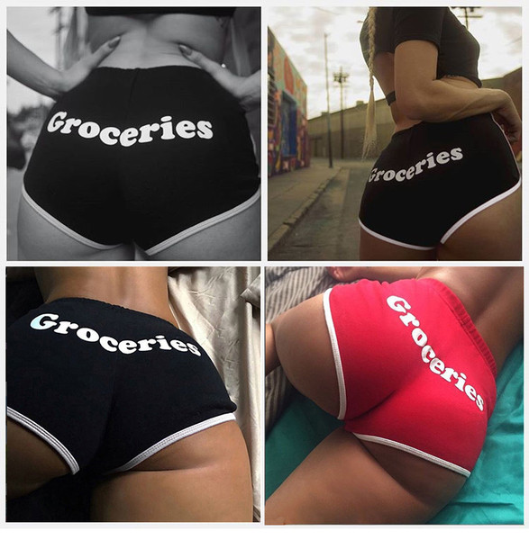 Много къси дамски панталони с висока талия и надпис