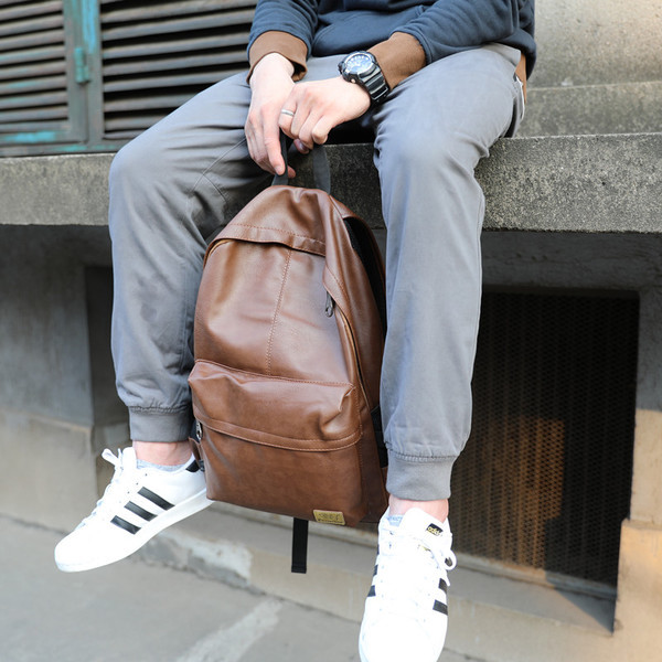 Мъжка ежедневна раница от еко кожа в два цвята