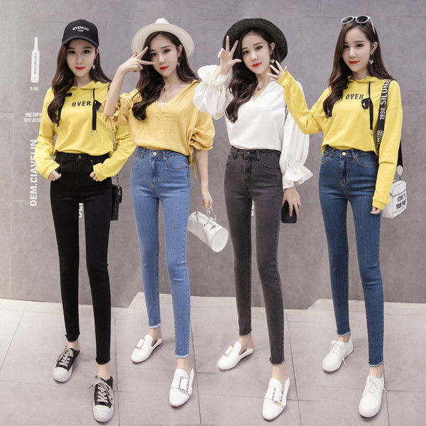 Изчистени дамски дънки с висока талия,подходящи за ежедневие в няколко цвята