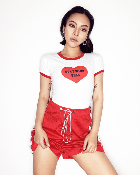 Bluză casual de damă cu mâneci scurte cu inscripție în alb