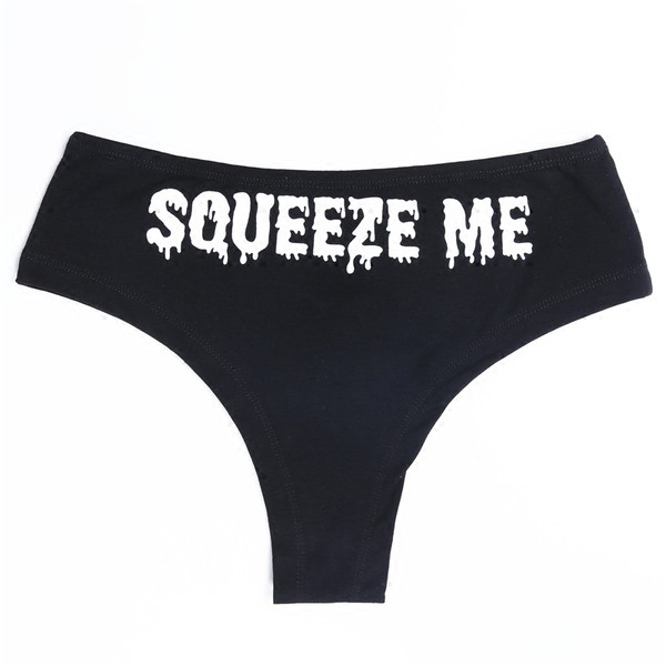 Дамски бикини в черен и бял цвят с надпис