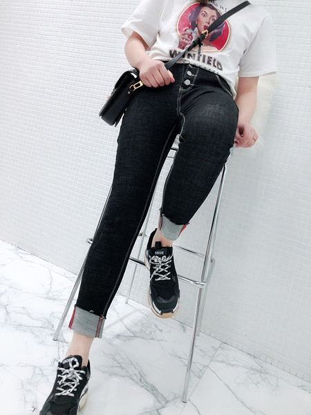 Ежедневни изчистени дамски дънки - голями размери