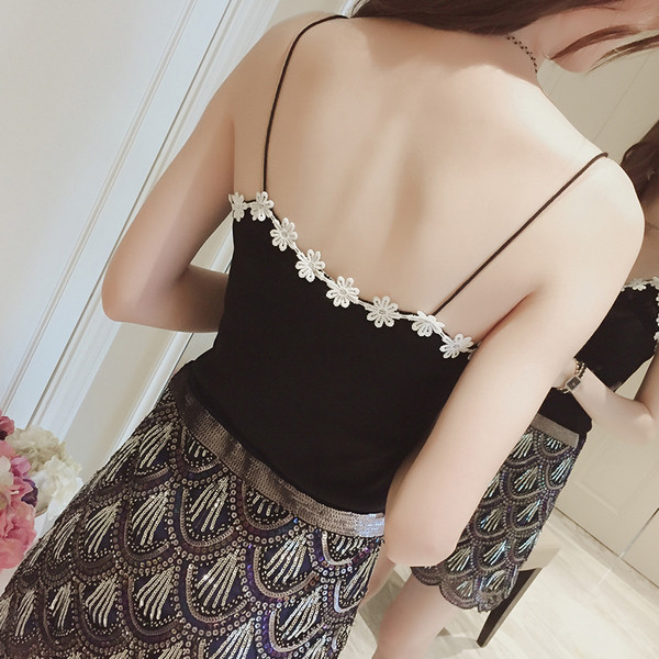 Maieu de damă cu bretele subțiri și broderie florală