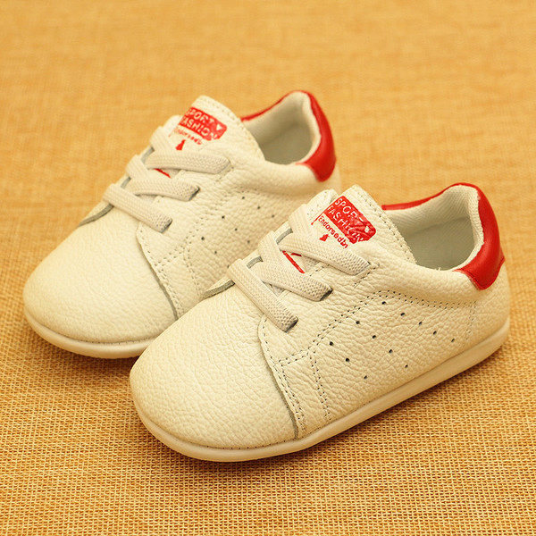 Детски маратонки с връзки и цветни елементи за момичета и момчета