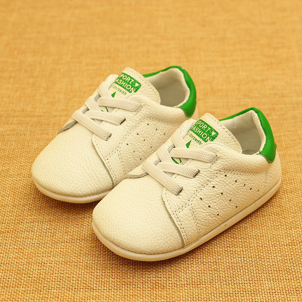 Детски маратонки с връзки и цветни елементи за момичета и момчета