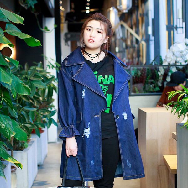 Jachetă lungă de blugi de damă elegantă, cu petice și guler în formă de V, în stil liber, într-o culoare închisă