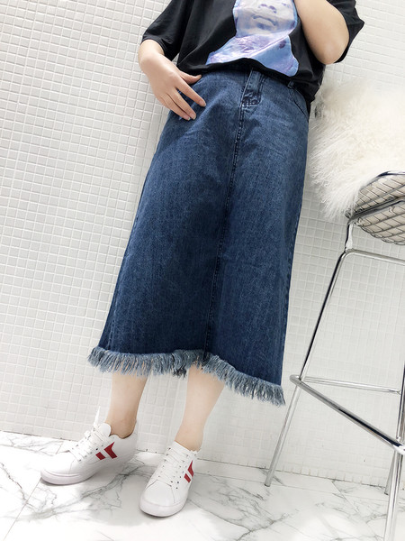 Небрежна ретро дамска пола с ресни - големи размери