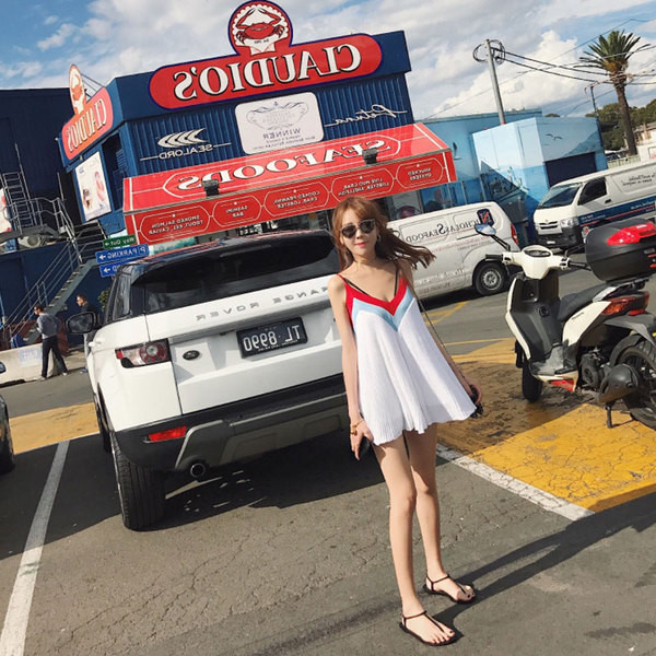 Rochie casual de dama cu decolteu in V