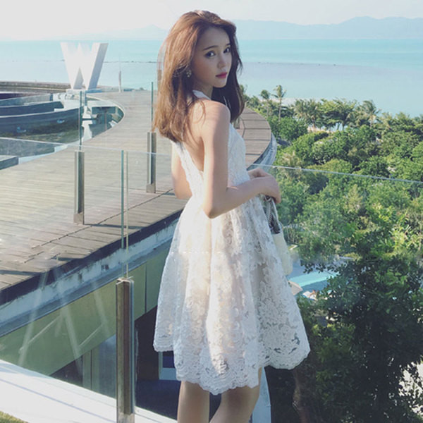 Rochie de dama din dantela alb