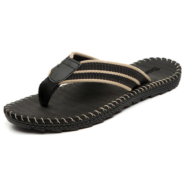 Ανδρικές σαγιονάρες σε διάφορα χρώματα κατάλληλα για τη καθημερινή ζωή