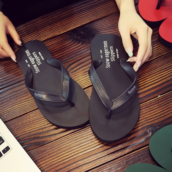 Καλοκαιρινές ανδρικές σαγιονάρες με ελαστικά ιμάντα στα δάχτυλα σε διάφορα χρώματα