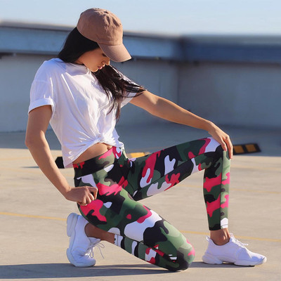 Női sport leggings terepszínű mintával