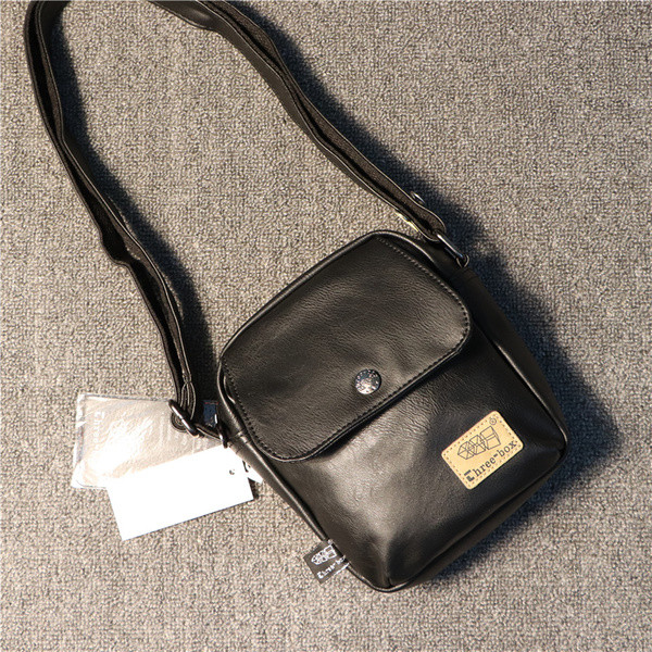 Geanta barbati mini business, potrivita pentru utilizare zilnica din piele ecologica de culoare neagra