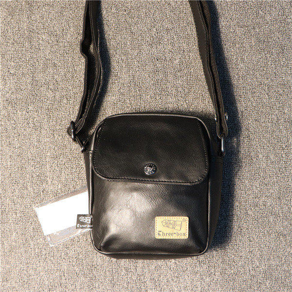 Geanta barbati mini business, potrivita pentru utilizare zilnica din piele ecologica de culoare neagra