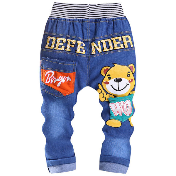 Παιδικά τζιν σε διάφορα μοντέλα κατάλληλα για κορίτσια και αγόρια με έγχρωμη εκτύπωση και επιγραφή