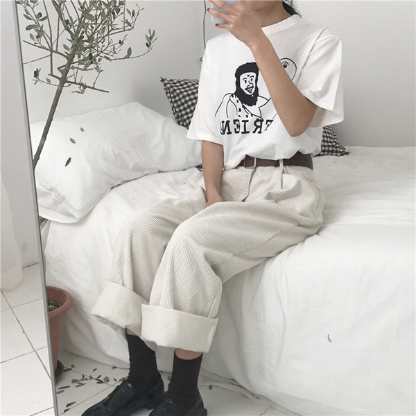 Bluză casual de damă cu mâneci largi 3/4 cu aplicație în alb și negru