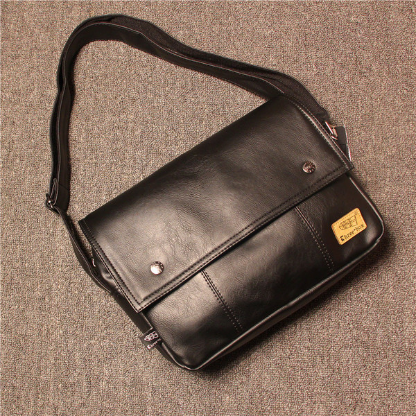 Geanta business eleganta pentru barbati din piele ecologica cu maner reglabil de culoare neagra